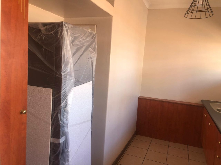 To Let 1 Bedroom Property for Rent in Bloemfontein Free State